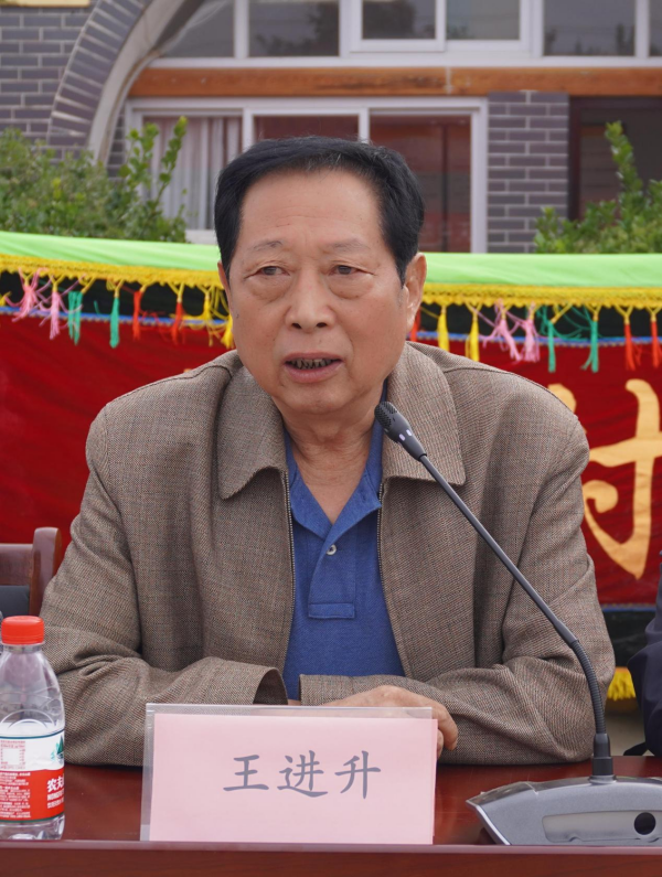 澄城县慈善协会 举行重阳节“送关爱”活动