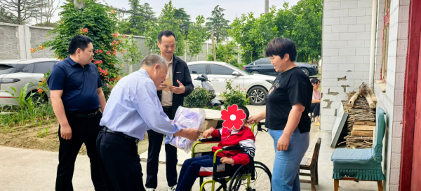 “六一”送关爱 慈善暖童心——华州区慈善协会开展儿童节慰问活动 “六一”送关爱 慈善暖童心——华州区慈善协会开展儿童节慰问活动